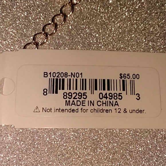 SOLD SOLD NWT Authentic Betsey Johnson Giraffe - Picture 8 of 8